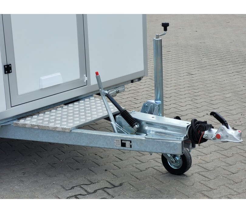 Three-axis catering trailer  5,5 m...